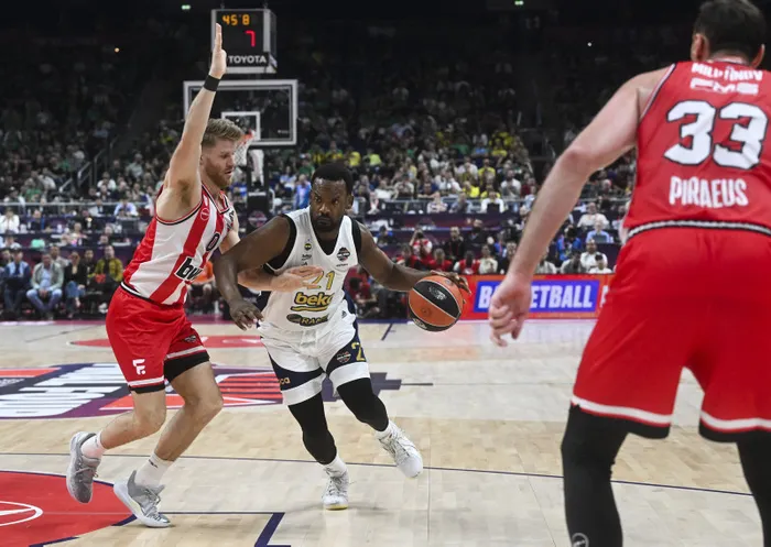 fenerbahce-beko-euroleaguede-4-oldu-1716747618231.jpg