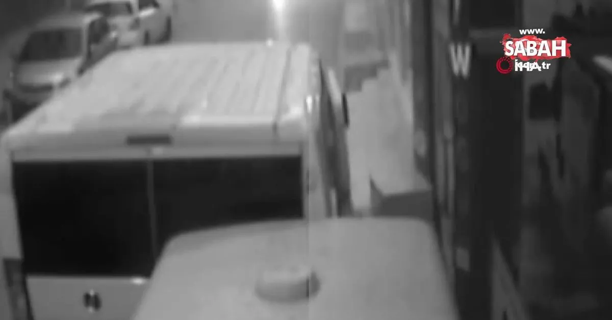 Istanbul Atasehir De 2 Dakikada 170 Bin Tl Lik Vurgun Kamerada Video Videosunu Izle Son Dakika Haberleri