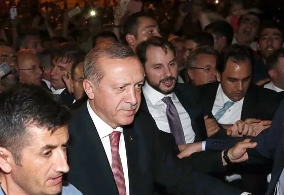 Cumhurbaşkanı Erdoğan demokrasi nöbetinde!