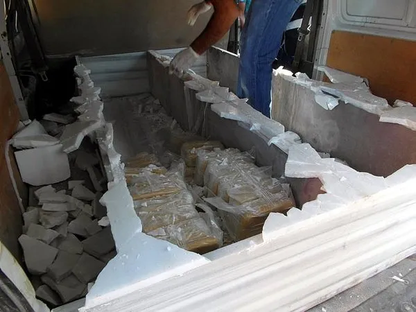 Cenaze aracında 200 kilogram eroin ele geçirildi