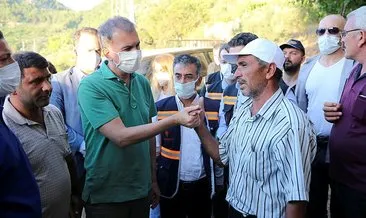 AK Parti’li Ömer Çelik, Mersin’deki orman yangınında zarar gören alanları inceledi