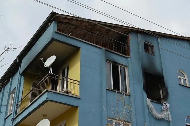 Tutusturmak Icin Benzin Dokulen Soba Patladi Son Dakika Haberler