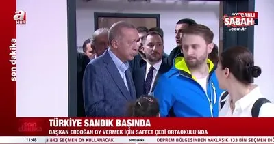 Oy verme sırasında Başkan Erdoğan’ı fark etmeyen seçmenin büyük şaşkınlığı, gülümsetti | Video