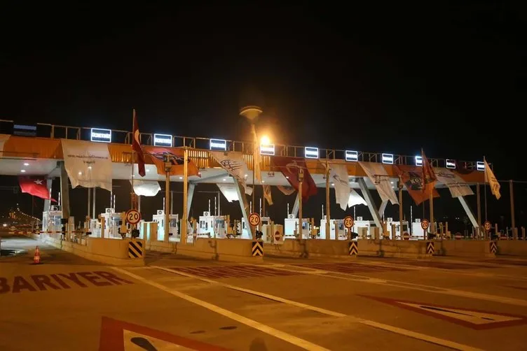Kocaeli Osmangazi Köprüsü ulaşıma açılışını oynayarak kutladılar