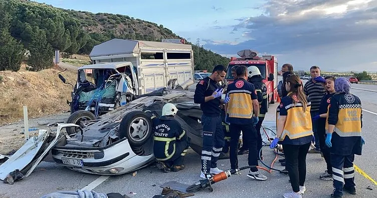 Nişan alışverişi dönüşü kaza: 3 ölü