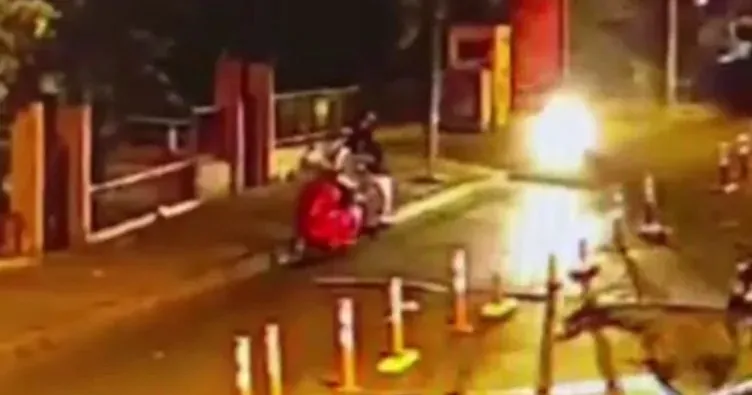 Motosikletle gelip peş peşe ateş etti