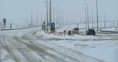 Düzce’de kar yağışı etkili oluyor