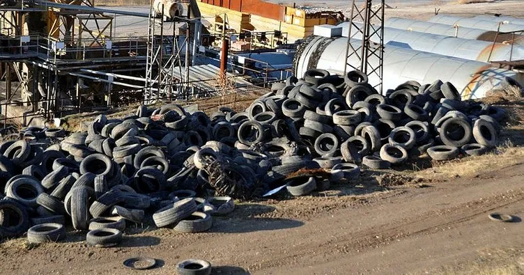 Erciş’te atık lastikler geri dönüşüm için toplanıyor