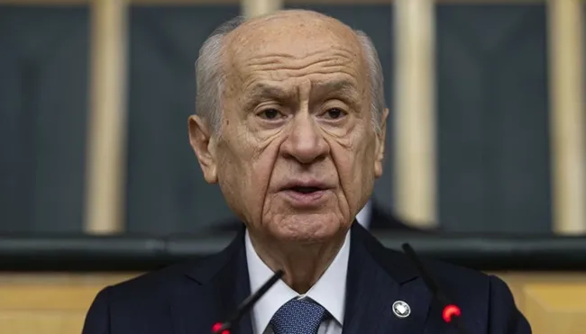 mhp-lideri-devlet-bahceli-dem-parti-bayragin-indirilmesinden-sorumludur-1768991118092.png
