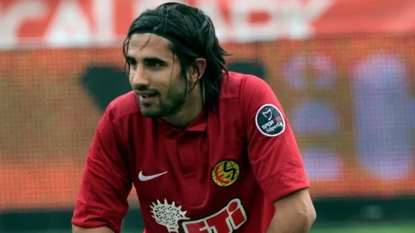Twitter’da Alper Potuk geyikleri