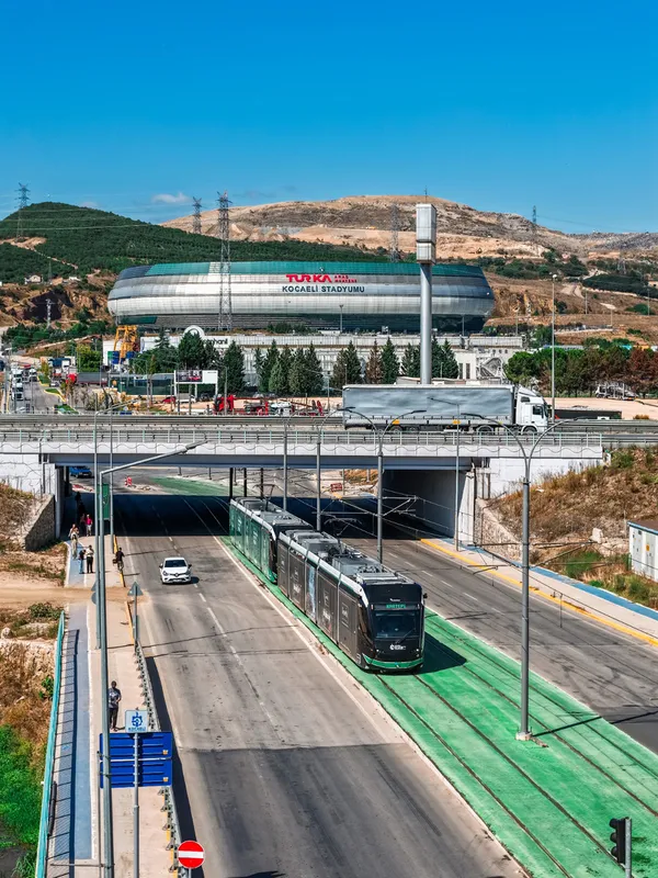 kocaeli-buyuksehir-ulasimda-rayli-sistemi-buyutuyor-1790184628777.jpg