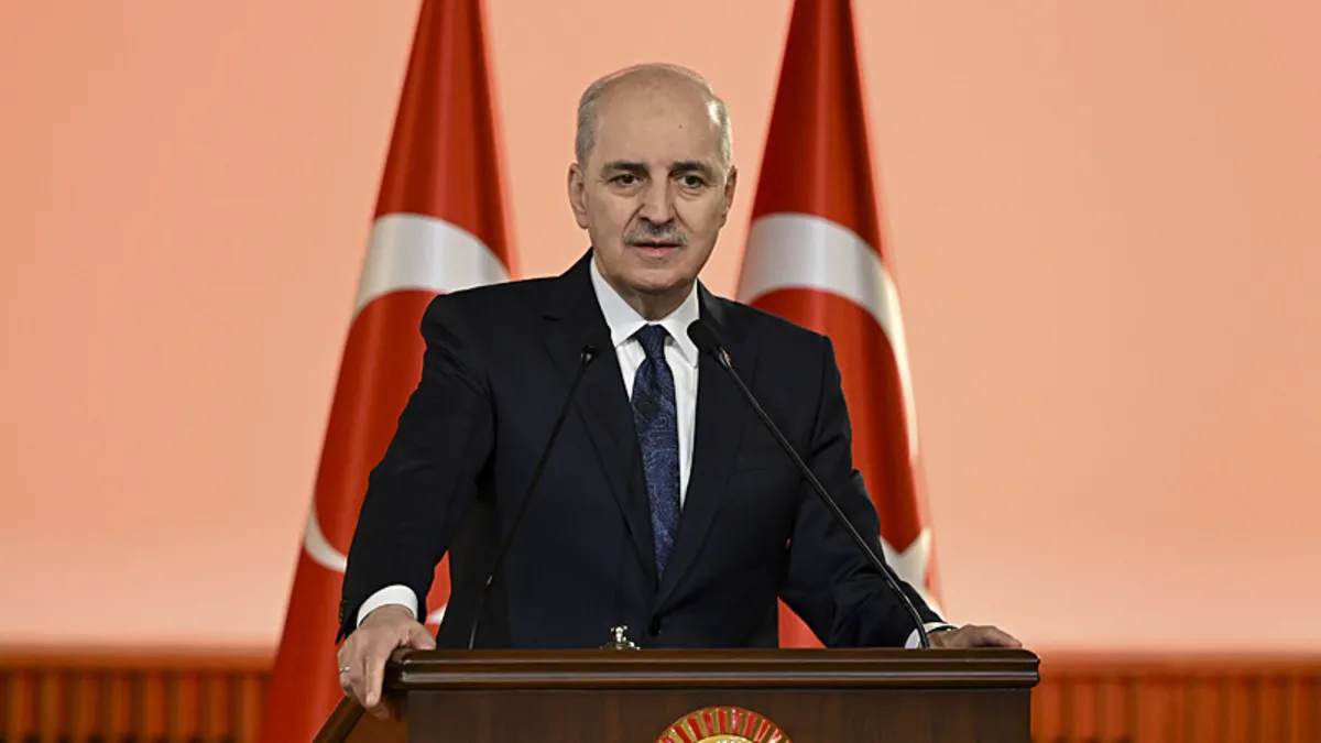 TBMM Başkanı Numan Kurtulmuş’tan CHP’nin Meclis’teki provokasyonuna tepki: Anayasa’ya aykırı bir teşebbüs olarak kayıtlara düştü TBMM Başkanı Numan Kurtulmuş’tan CHP’nin Meclis’teki provokasyonuna tepki: Anayasa’ya aykırı bir teşebbüs olarak kayıtlara düştü