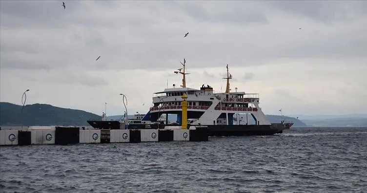 Çanakkale Boğazı’nda transit gemi trafiği çift yönlü geçici olarak durduruldu