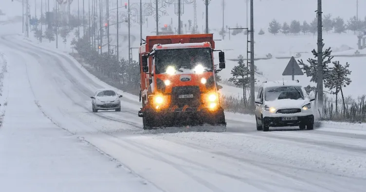 Tatilcilere kar sürprizi