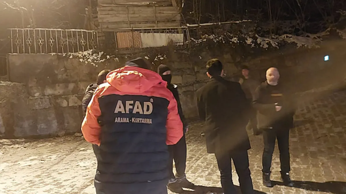 Kaybolan 3 lise öğrencisini AFAD buldu!