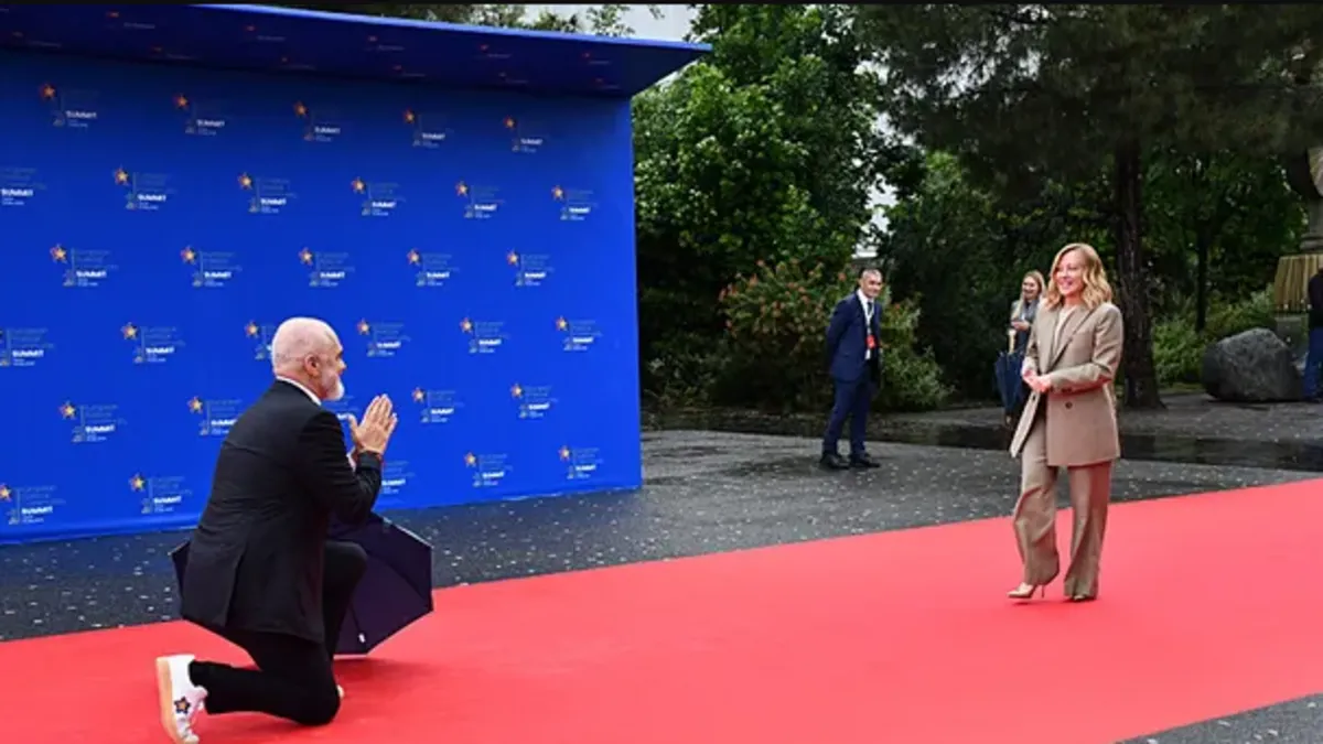 Arnavutluk ile İtalya’dan savunma sanayi iş birliği: Deniz araçları üretimi alanında anlaşma imzalandı Arnavutluk ile İtalya’dan savunma sanayi iş birliği: Deniz araçları üretimi alanında anlaşma imzalandı
