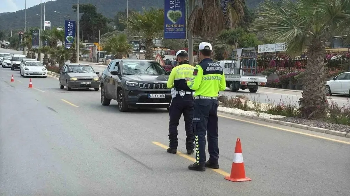 Bodrum’da hatalı sürücülere ceza yağdı