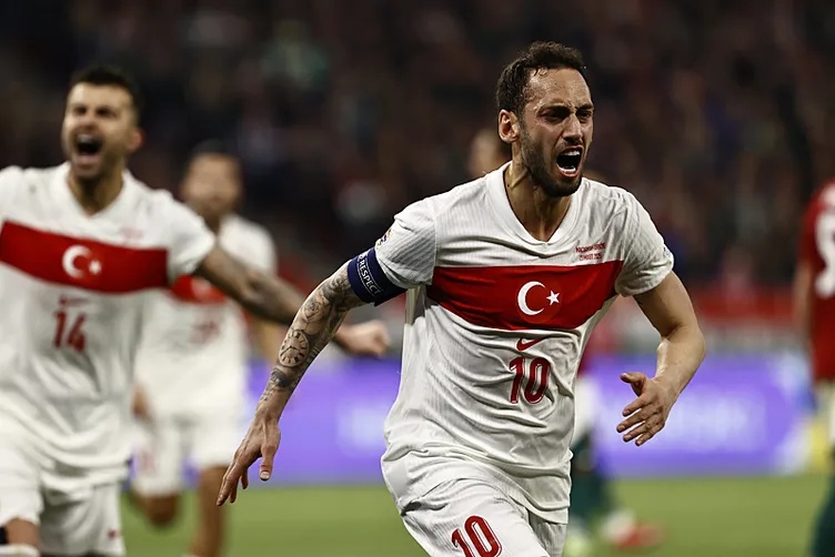 Son dakika: Hakan Çalhanoğlu’ndan bomba itiraf! Galatasaray’da forma giymek...