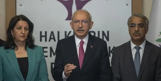 kirmizi-bultenle-aranan-pkk-elebasi-remzi-kartal-oylarimizi-kilicdarogluna-vermeliyiz-1684440531160.jpg Kırmızı bültenle aranan PKK elebaşı Remzi Kartal: Oylarımızı Kılıçdaroğlu'na vermeliyiz