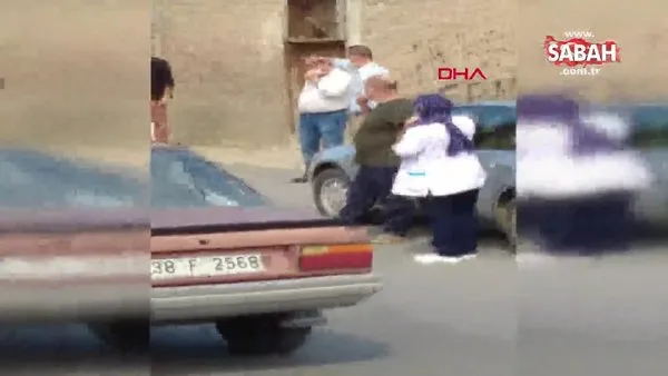 Kayseri'de tabancayla yaralanan doktorun saldırganı etkisiz hale getirmesi kamerada