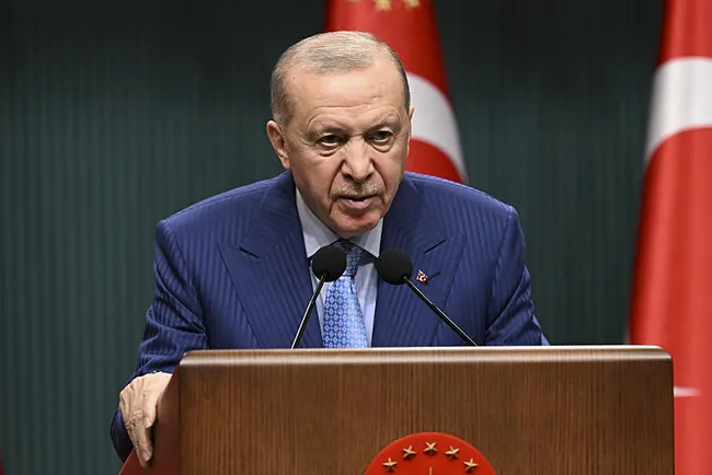 son-dakika-baskan-erdogandan-kahramanmaras-ve-sanliurfadaki-okul-saldirilarina-iliskin-aciklama-failler-toplum-1776705733115.jpeg SON DAKİKA: Başkan Erdoğan’dan Kahramanmaraş ve Şanlıurfa'daki okul saldırılarına ilişkin açıklama: Failler toplumu terörize etmek istiyor