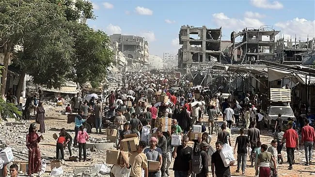 İlk yardım tırlarının Gazze’ye girişi başladı