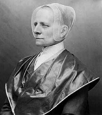 İngiltere’de Shaker mezhebi kuruldu.