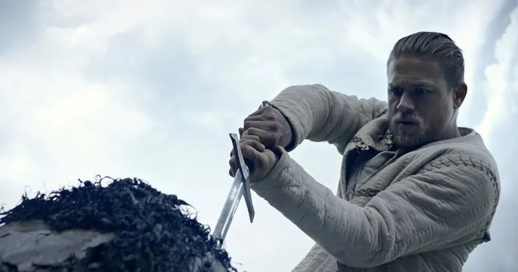 Kral Arthur Un Tasa Sapli Efsanevi Kilicini Duydunuz Mu Iste Kral Arthur Un Kilici Sayfa 5 M