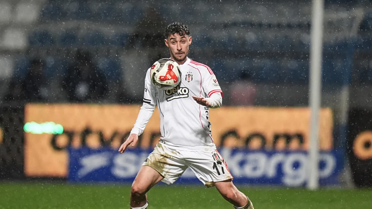 Beşiktaş'ta Kartal Kayra Yılmaz özür diledi!