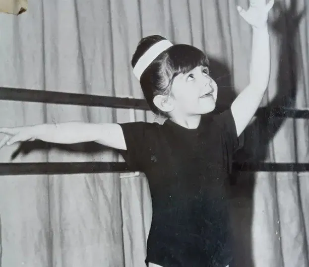 Süheyl Uygur’un biricik eşi 90’ların unutulmaz dansçısı! Bambi Burçin Orhon’un son halini gören inanamıyor: Yıllar ona da acımamış…