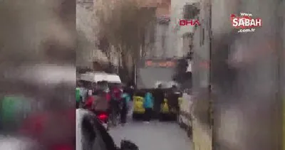 Avcılar’da yol tartışmasında İETT şoförüne yumruklu saldırı kamerada | Video