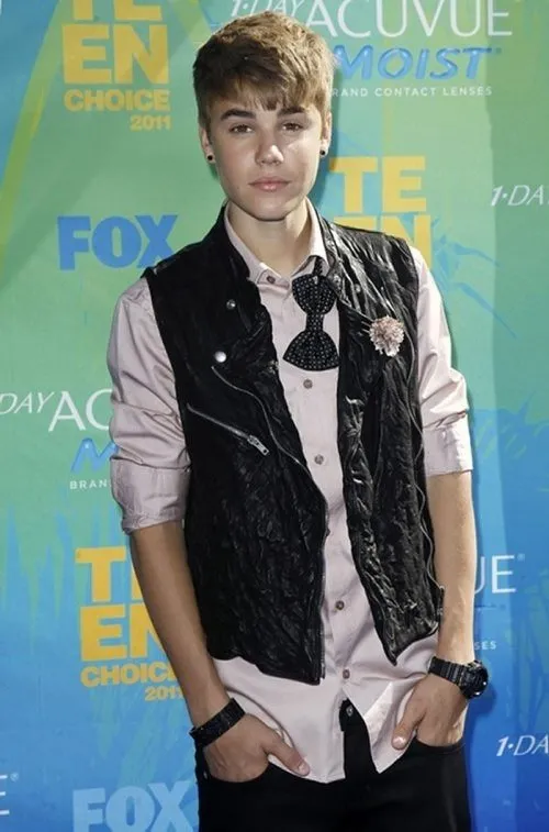 Justin Bieber kimdir?