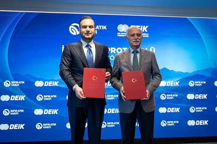 sifir-atik-vakfi-ile-deik-arasinda-isbirligi-protokolu-dongusel-ekonomiyle-alakali-yatirimlar-hizlanacak-1791531873133.jpg