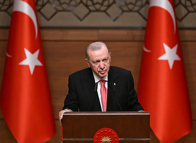 baskan-erdogan-gorevi-kotuye-kullananin-gozunun-yasina-bakmayiz-1748265043184.jpeg Başkan Erdoğan: Görevi kötüye kullananın gözünün yaşına bakmayız
