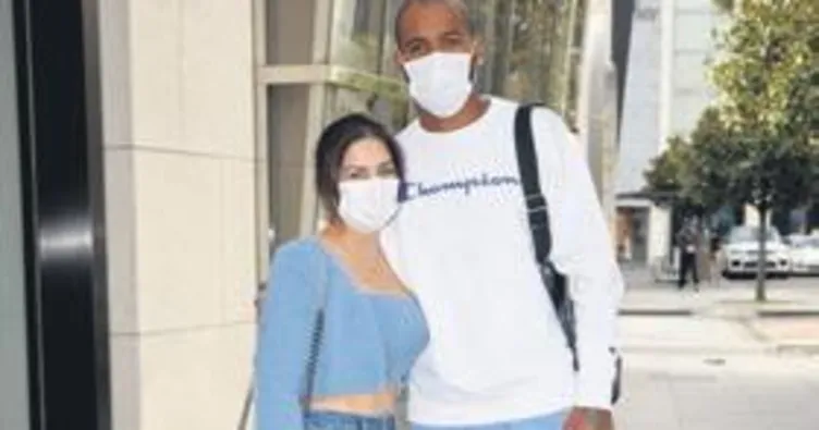 İzin gününü eşine ayırdı