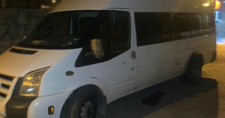 Bitlis’te göçmen kaçakçılığı: 15 kişilik minibüsten...