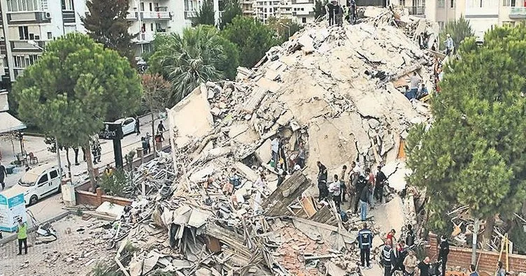 İzmir depremi davasında iki görevliye hapis talebi