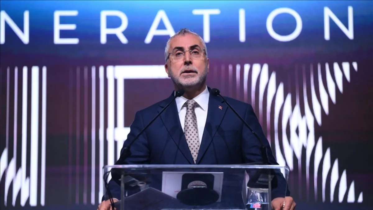 Bakan Işıkhan’dan dijital dönüşüm mesajı: Yapay zekada "baş aktör" olma hedefi!