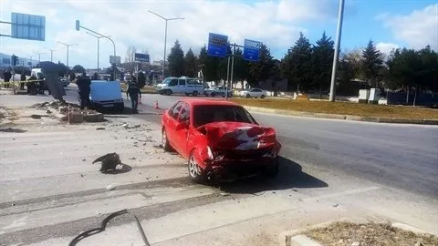 Kütahya’da feci kaza! İki otomobil çarpıştı: 3 ölü, 2 yaralı