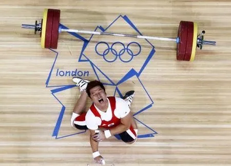 Olimpiyatta feci sakatlık