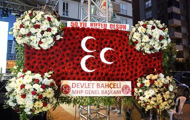 sair-ve-sarki-sozu-yazari-ahmet-selcuk-ilkan-50nci-sanat-yilini-memleketinde-kutladi-1781512682120.jpeg