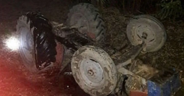 Bursa’da otomobilin çarptığı traktör şarampole uçtu