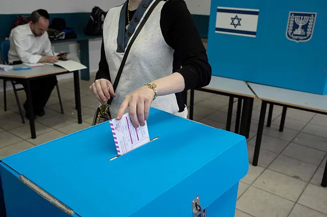 Netanyahu’yu kaybetme korkusu mu sardı: Partisi oy verme süresinin uzatılması için başvurdu!
