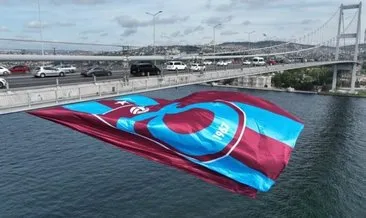 Köprüdeki Trabzonspor bayrağının iplerini kesti