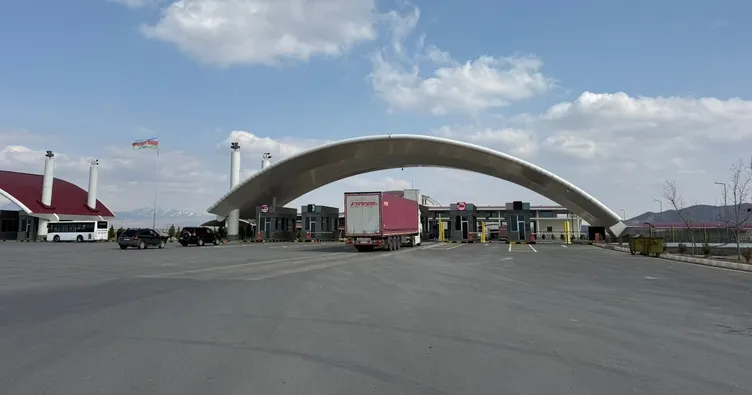 Dil Ucu sınır kapısı yeniden açıldı