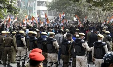 Hindistan’da yeni tarım yasalarına karşı düzenlenen çiftçi protestoları 55. gününe girdi