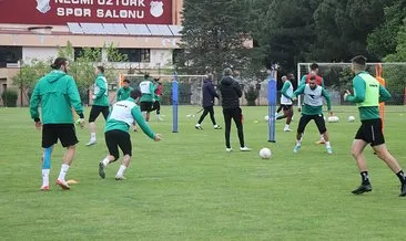 Sakaryaspor’un Süper Lig hayali play-off’lara kaldı