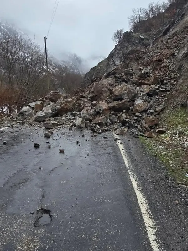 Kaya Düşmesi Olayı