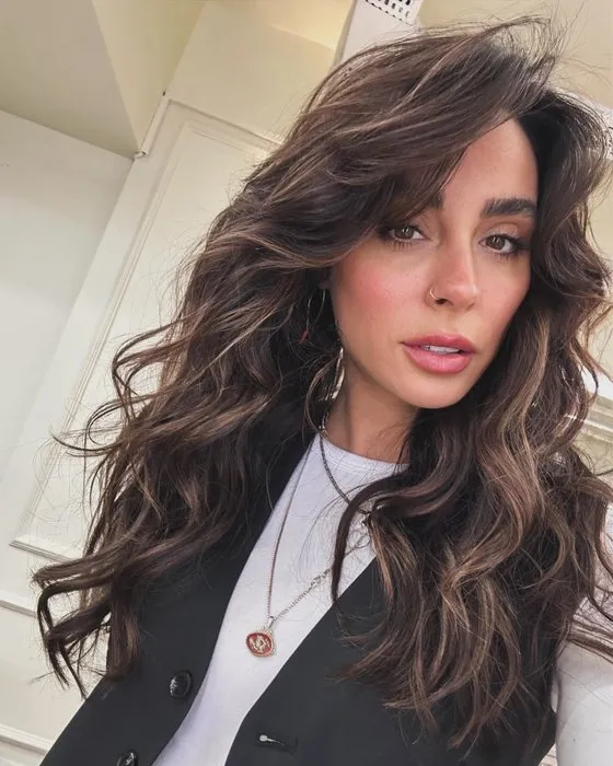 Yasemin Yürük kendisine gelen ’Çok çirkin’ mesajına sinirlendi! Doğalın ne kardeş?