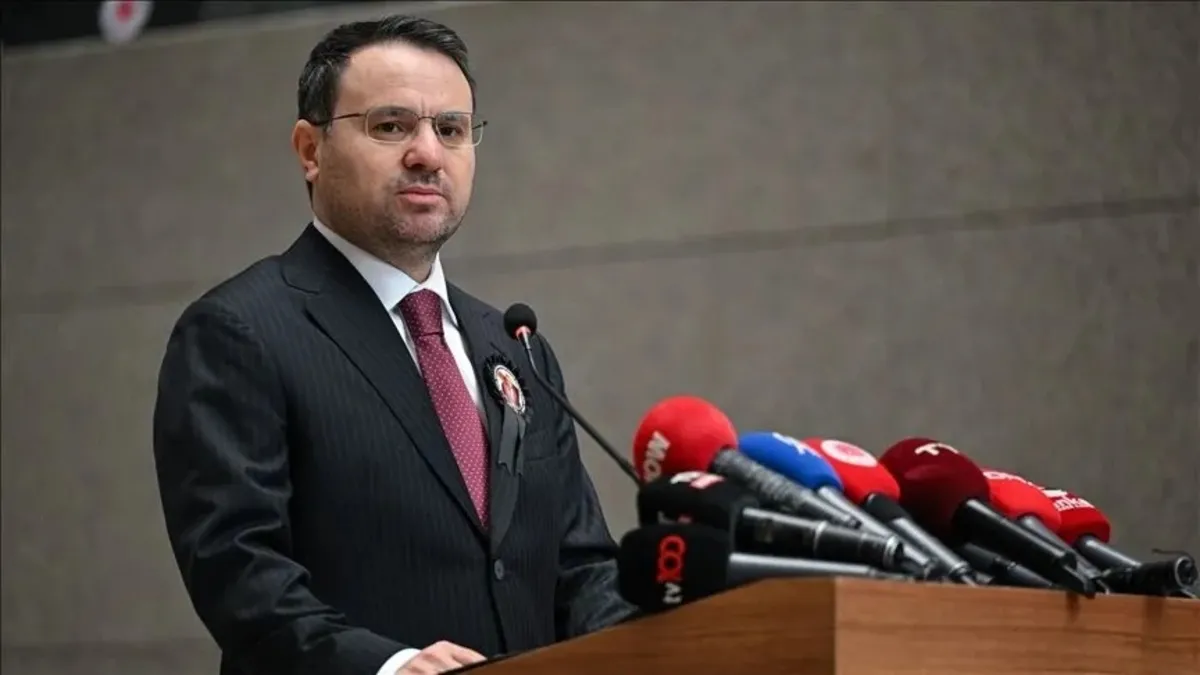 Bakan Gürlek duyurdu! Yasa dışı bahis ağına operasyon: 98 bin siteye erişim engeli haber görseli